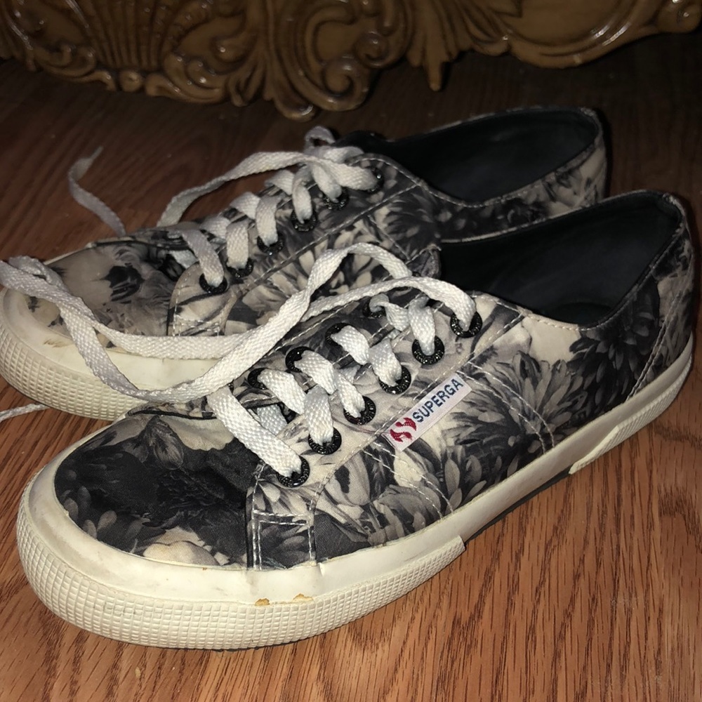 Superego black and white sneakers